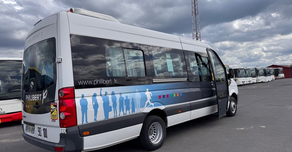 Volkswagen Crafter / KLIMATYZACJA / 23 miejsca / 128000km przebieg !!/ Cena:139000 zł netto - Minibus, Mikrobus: obrázek 2 Volkswagen Crafter / KLIMATYZACJA / 23 miejsca / 128000km przebieg !!/ Cena:139000 zł netto - Minibus, Mikrobus: obrázek 2