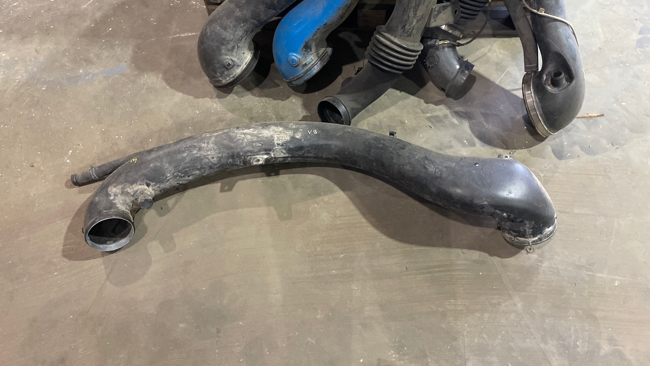 ASSORTED AIR INTAKES (BOX OF)  - Stavební zařízení: obrázek 3 ASSORTED AIR INTAKES (BOX OF)  - Stavební zařízení: obrázek 3