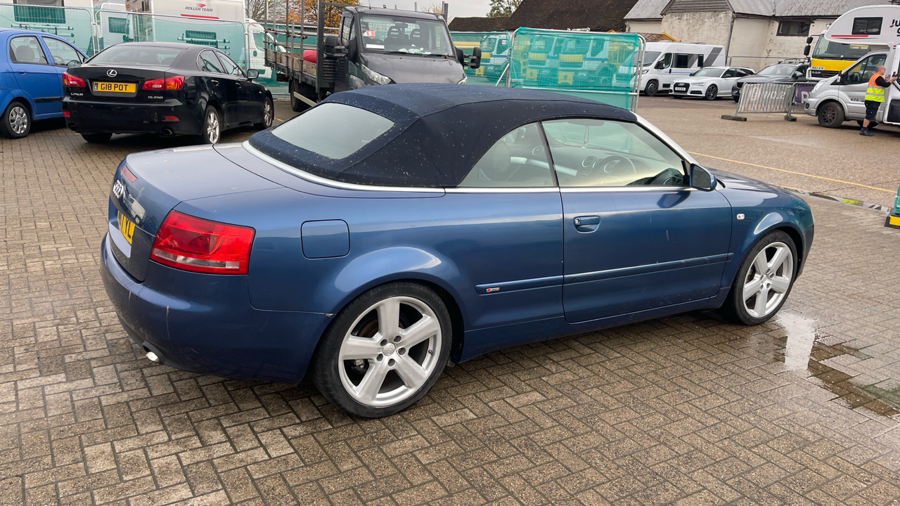 AUDI A4 2.0 TDI - Osobní auto: obrázek 4 AUDI A4 2.0 TDI - Osobní auto: obrázek 4