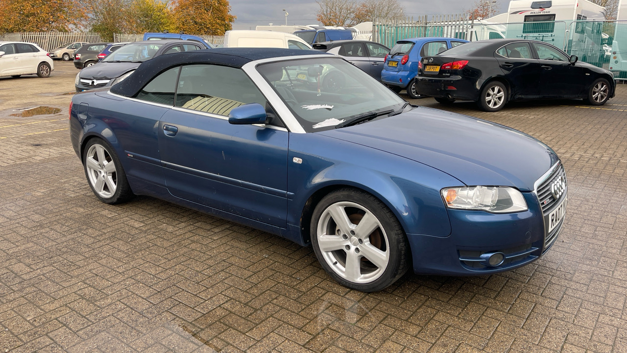 AUDI A4 2.0 TDI - Osobní auto: obrázek 1 AUDI A4 2.0 TDI - Osobní auto: obrázek 1