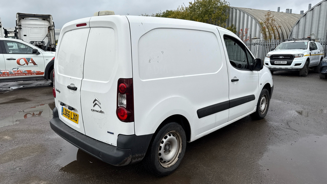 CITROEN BERLINGO 625 1.6 BlueHDi LX 100ps - Malá dodávka: obrázek 4 CITROEN BERLINGO 625 1.6 BlueHDi LX 100ps - Malá dodávka: obrázek 4