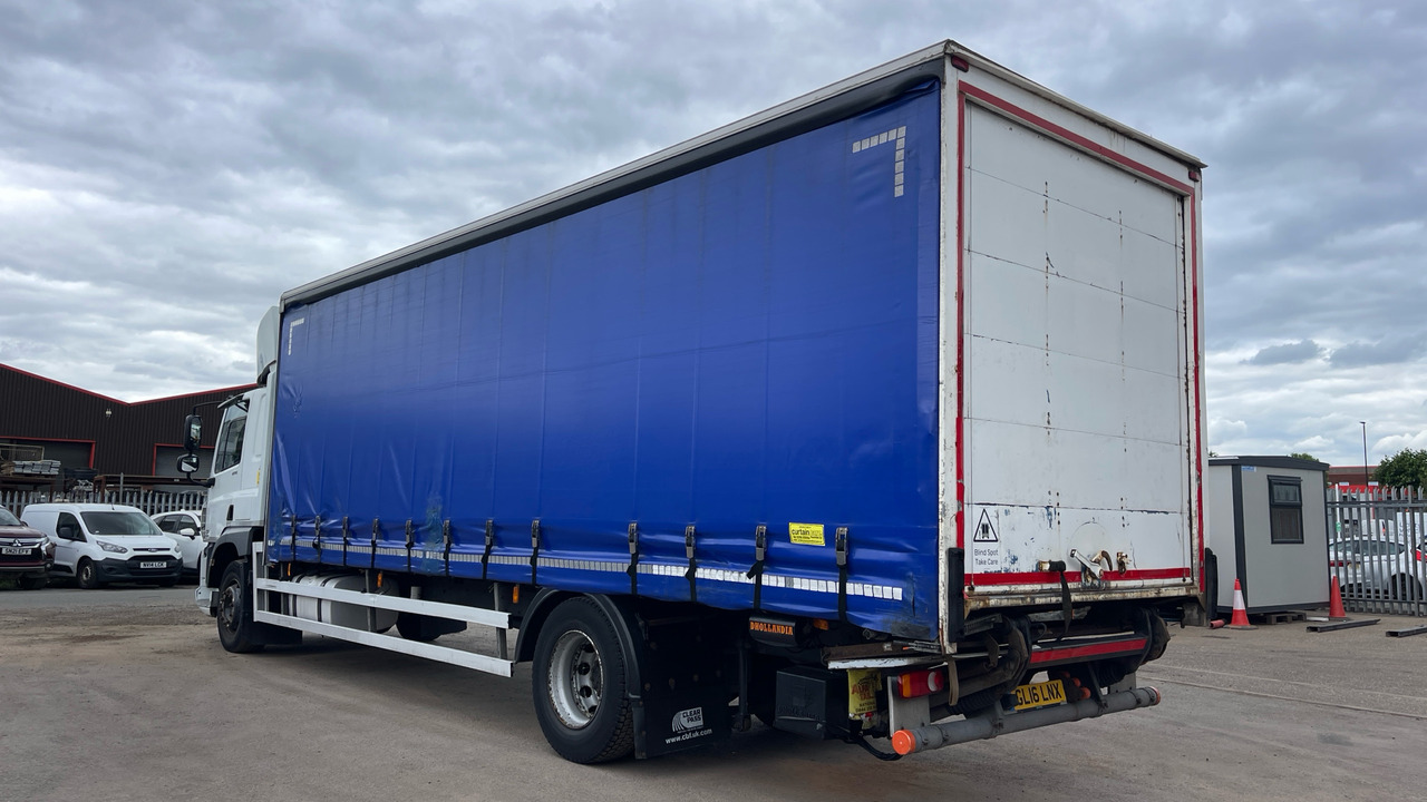 DAF CF 250 - Plachtový nákladní auto: obrázek 3 DAF CF 250 - Plachtový nákladní auto: obrázek 3