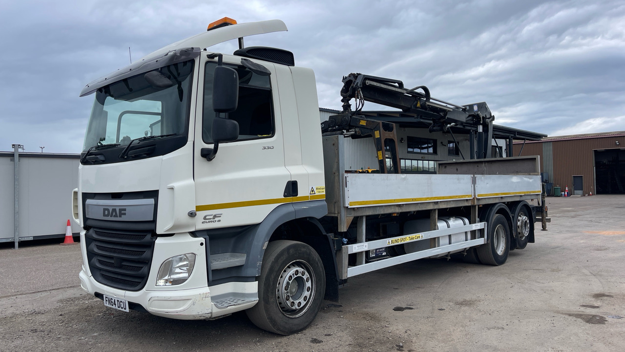 DAF CF 330 - Nákladní automobil valníkový/ Plošinový, Auto s hydraulickou rukou: obrázek 2 DAF CF 330 - Nákladní automobil valníkový/ Plošinový, Auto s hydraulickou rukou: obrázek 2