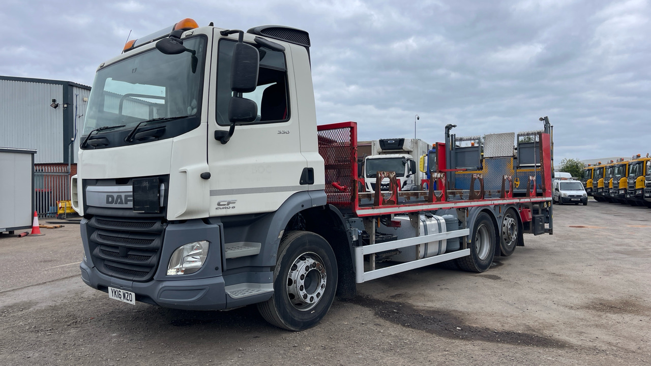 DAF CF 330 - Nákladní automobil valníkový/ Plošinový: obrázek 2 DAF CF 330 - Nákladní automobil valníkový/ Plošinový: obrázek 2