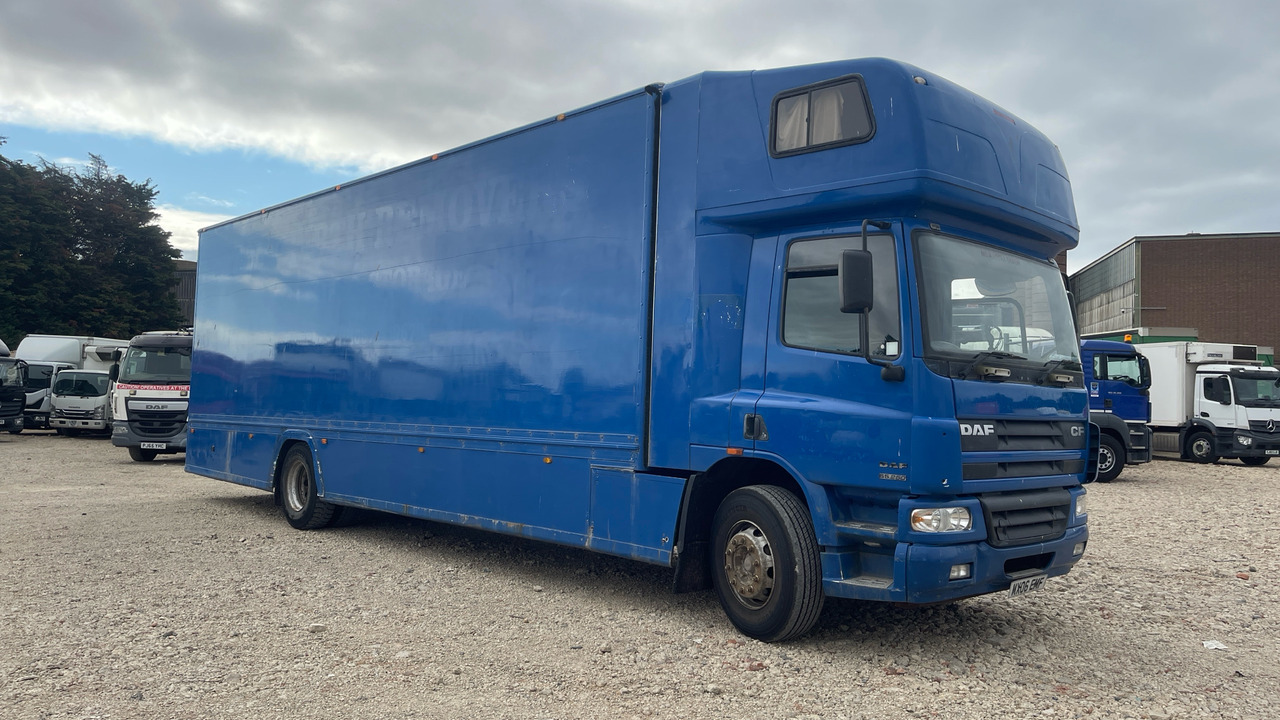 DAF CF 65.250 - Skříňový nákladní auto: obrázek 1 DAF CF 65.250 - Skříňový nákladní auto: obrázek 1