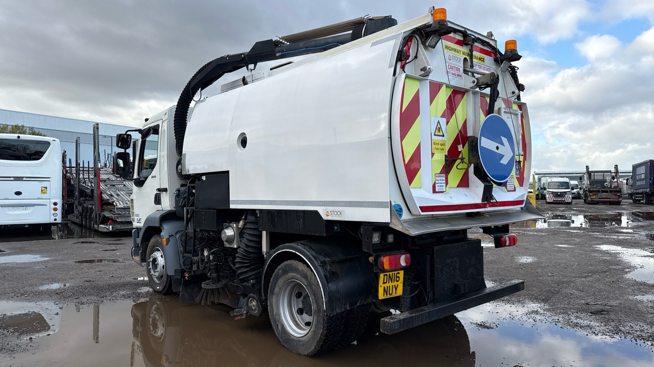 DAF LF 220 - Zametací vůz: obrázek 3 DAF LF 220 - Zametací vůz: obrázek 3