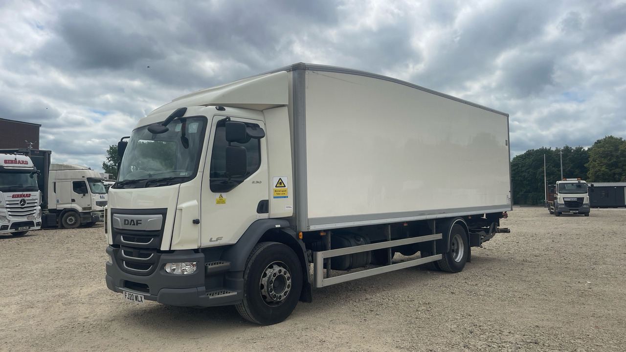 DAF LF 230 - Skříňový nákladní auto: obrázek 2 DAF LF 230 - Skříňový nákladní auto: obrázek 2