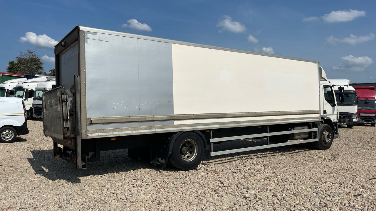 DAF LF 230 - Skříňový nákladní auto: obrázek 4 DAF LF 230 - Skříňový nákladní auto: obrázek 4