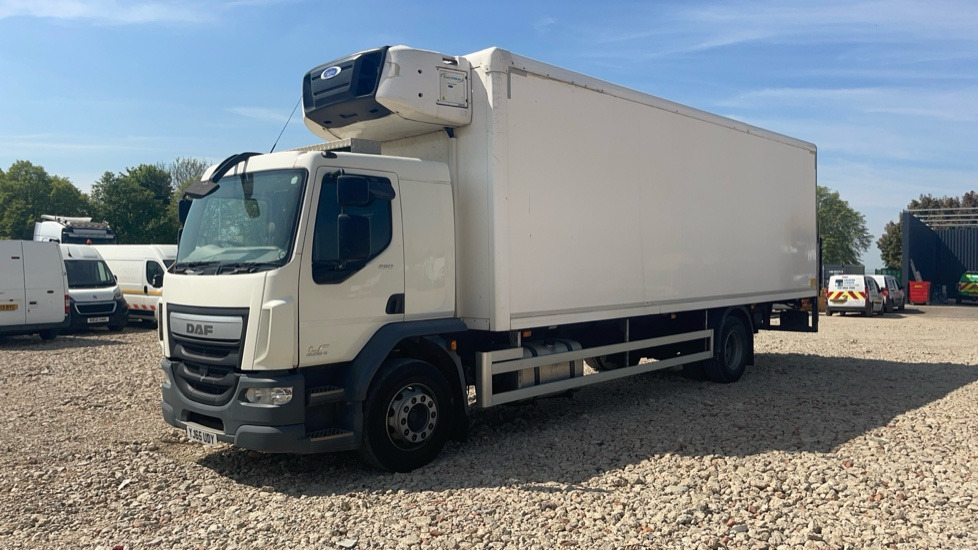 DAF LF 250 EURO 6 18 TONNE - Chladírenský nákladní automobil: obrázek 2 DAF LF 250 EURO 6 18 TONNE - Chladírenský nákladní automobil: obrázek 2