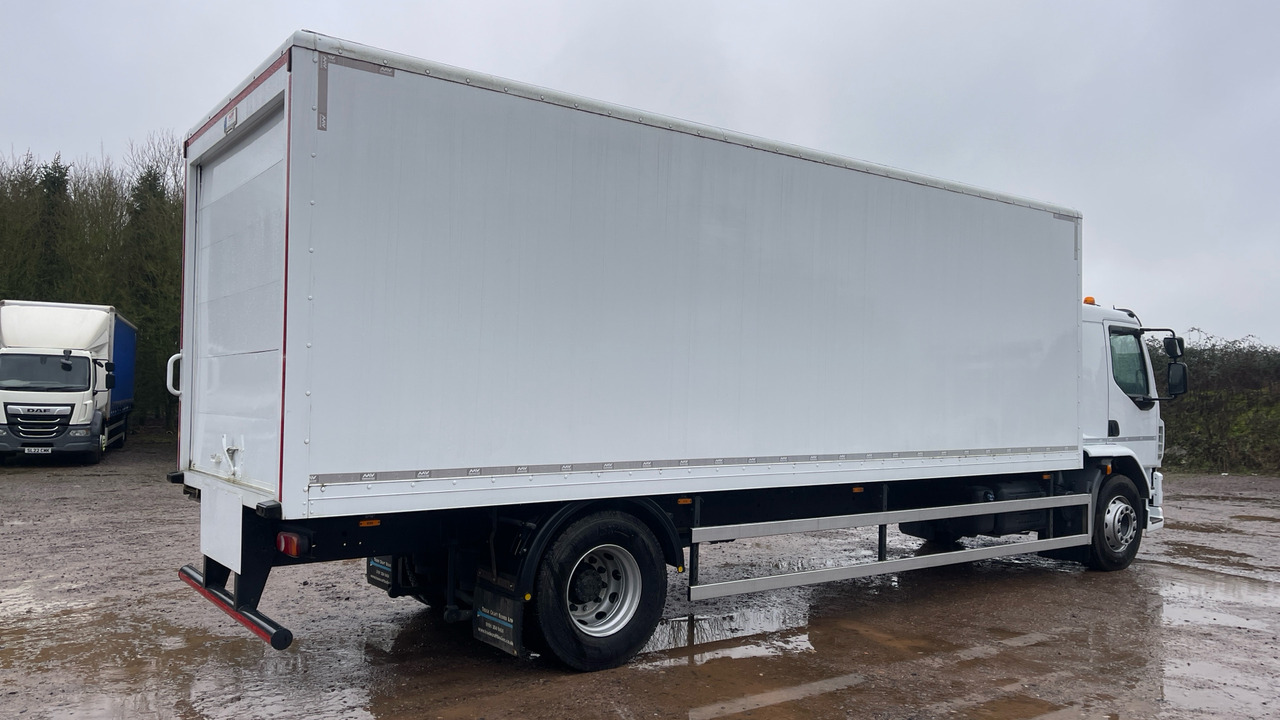 DAF LF 280 - Skříňový nákladní auto: obrázek 4 DAF LF 280 - Skříňový nákladní auto: obrázek 4