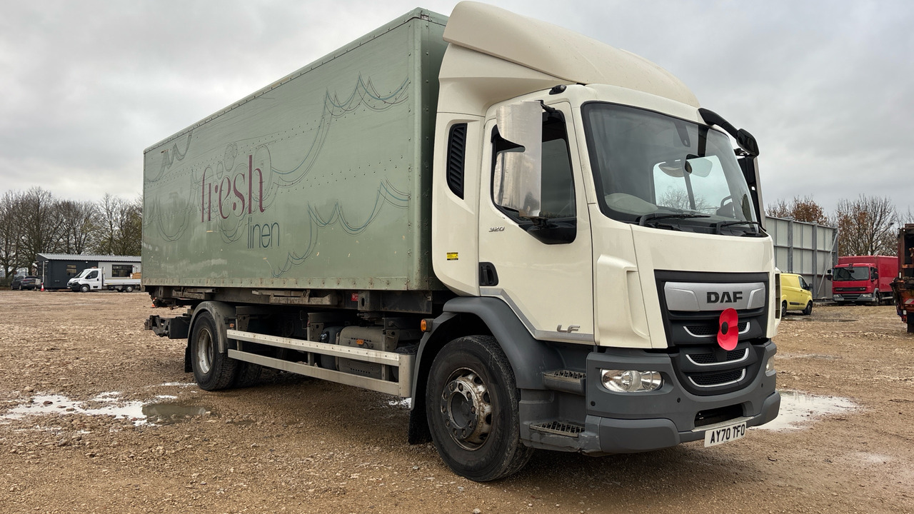 DAF LF 320 - Skříňový nákladní auto: obrázek 1 DAF LF 320 - Skříňový nákladní auto: obrázek 1