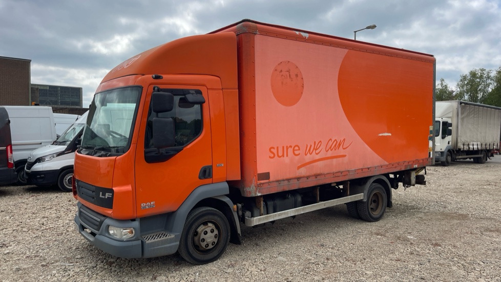 DAF LF 45.160 7.5 TONNE - Skříňový nákladní auto: obrázek 2 DAF LF 45.160 7.5 TONNE - Skříňový nákladní auto: obrázek 2