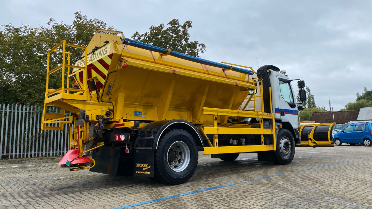 DAF LF 55.220 - Vozidlo pro zimní údržbu: obrázek 4 DAF LF 55.220 - Vozidlo pro zimní údržbu: obrázek 4