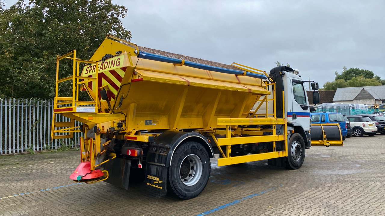 DAF LF 55.220 - Vozidlo pro zimní údržbu: obrázek 4 DAF LF 55.220 - Vozidlo pro zimní údržbu: obrázek 4