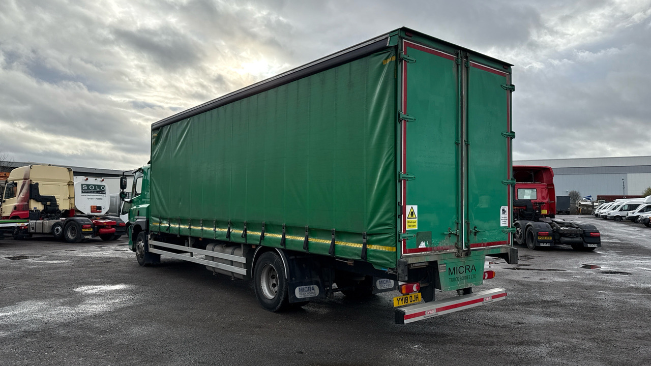 Daf CF 230 - Plachtový nákladní auto: obrázek 3 Daf CF 230 - Plachtový nákladní auto: obrázek 3