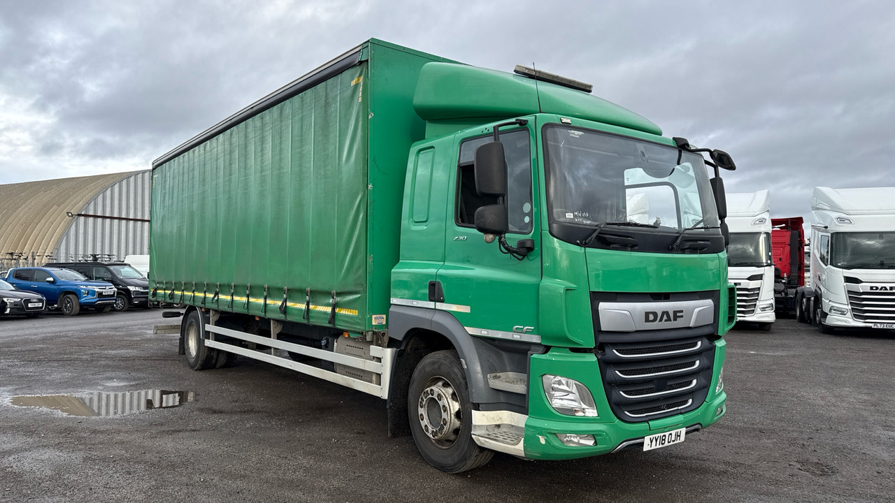 Daf CF 230 - Plachtový nákladní auto: obrázek 1 Daf CF 230 - Plachtový nákladní auto: obrázek 1