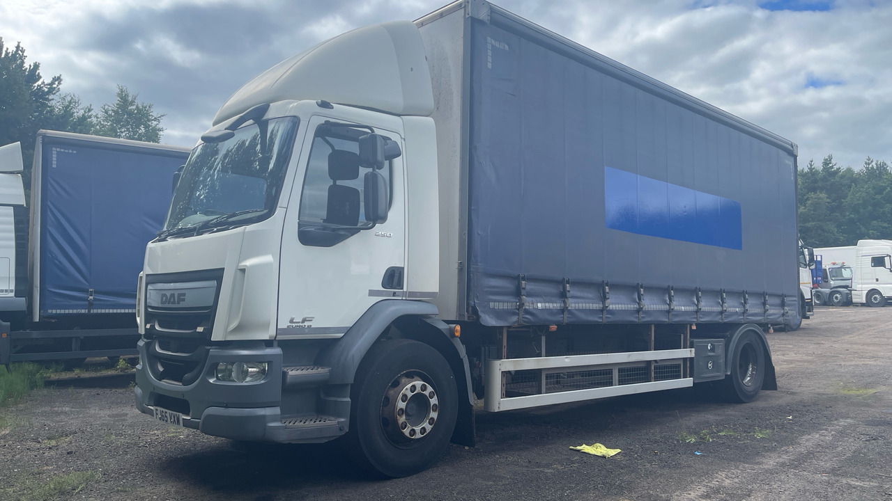 Daf LF 250 - Plachtový nákladní auto: obrázek 2 Daf LF 250 - Plachtový nákladní auto: obrázek 2