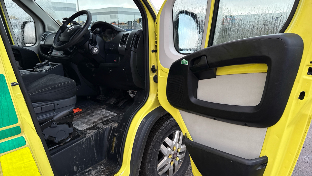 FIAT DUCATO 42 MULTIJET II - Pohotovostní vůz: obrázek 5 FIAT DUCATO 42 MULTIJET II - Pohotovostní vůz: obrázek 5