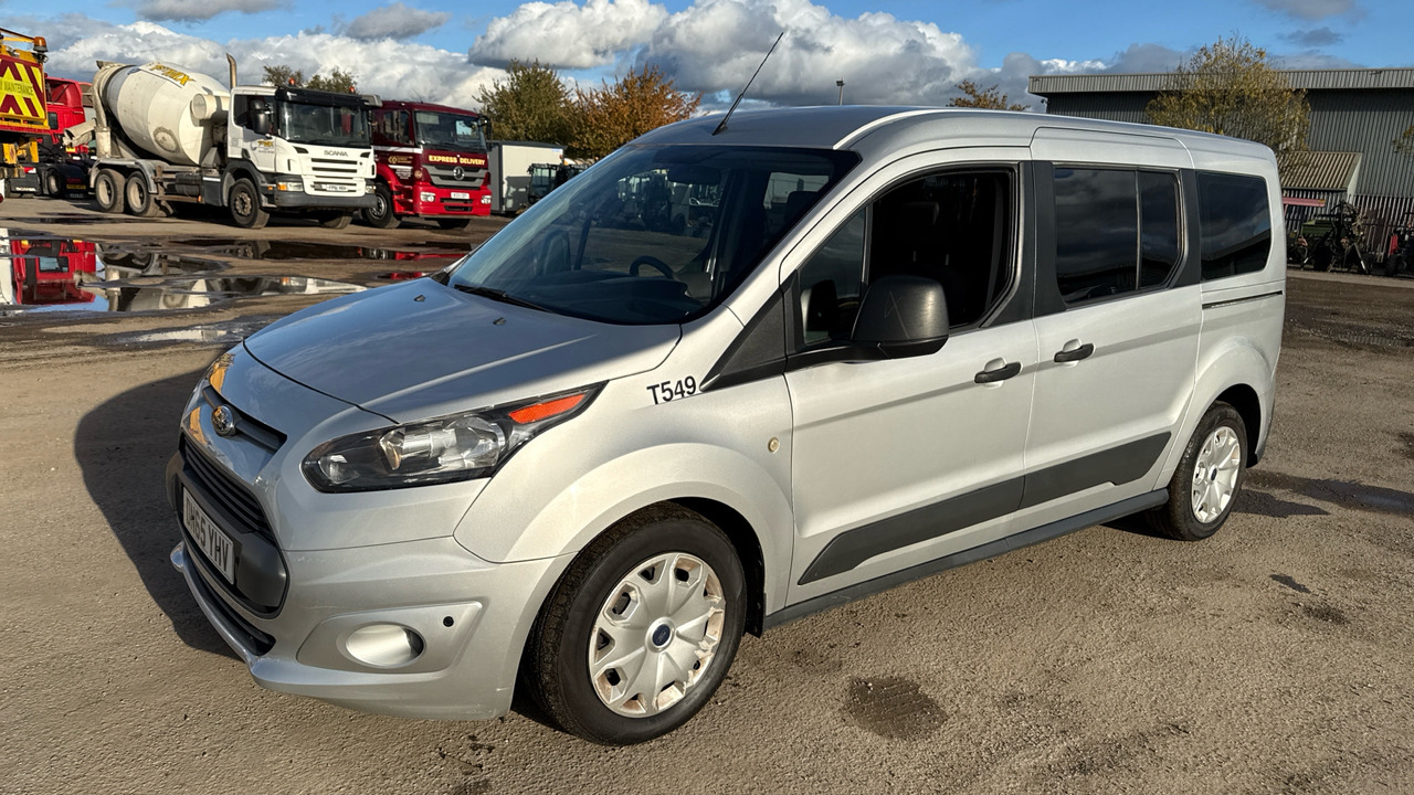 FORD GRAND TOURNEO CONNECT 1.5 TDCI - Osobní auto: obrázek 2 FORD GRAND TOURNEO CONNECT 1.5 TDCI - Osobní auto: obrázek 2