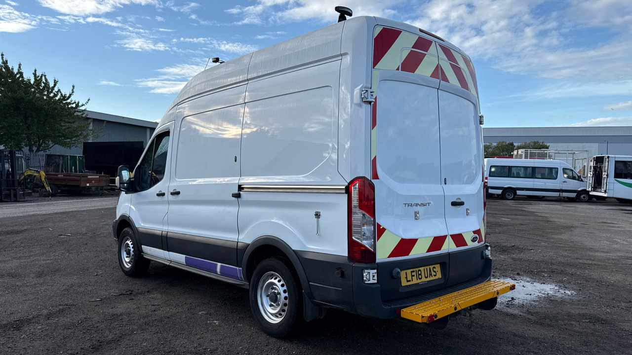 FORD TRANSIT 350 2.0 TDCI 130PS - Furgon: obrázek 3 FORD TRANSIT 350 2.0 TDCI 130PS - Furgon: obrázek 3