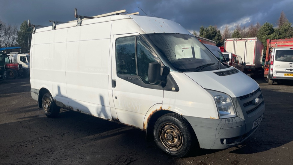 FORD TRANSIT T300 2.2 TDCI 85PS - Furgon: obrázek 1 FORD TRANSIT T300 2.2 TDCI 85PS - Furgon: obrázek 1