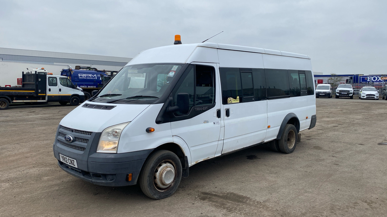 FORD TRANSIT T430 2.2 TDCI 135PS - Minibus, Mikrobus: obrázek 2 FORD TRANSIT T430 2.2 TDCI 135PS - Minibus, Mikrobus: obrázek 2