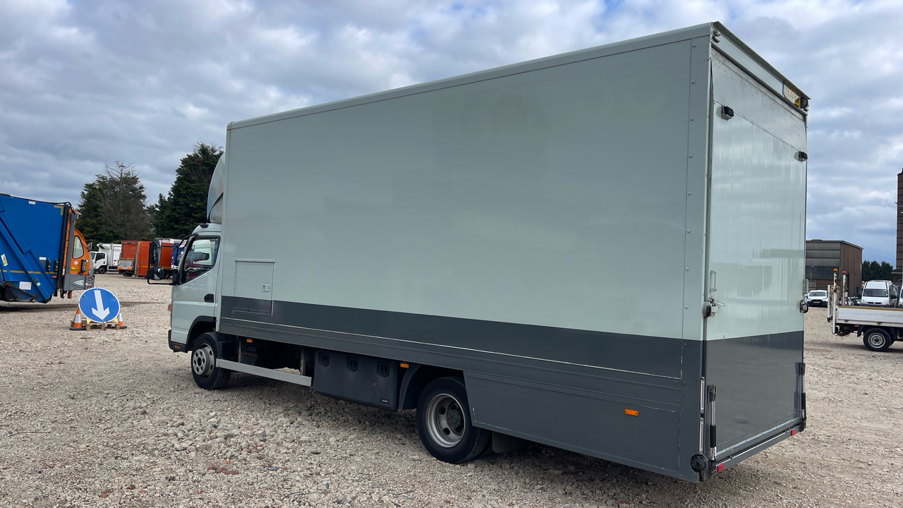 FUSO CANTER 7C15 - Přepravník automobilů: obrázek 3 FUSO CANTER 7C15 - Přepravník automobilů: obrázek 3