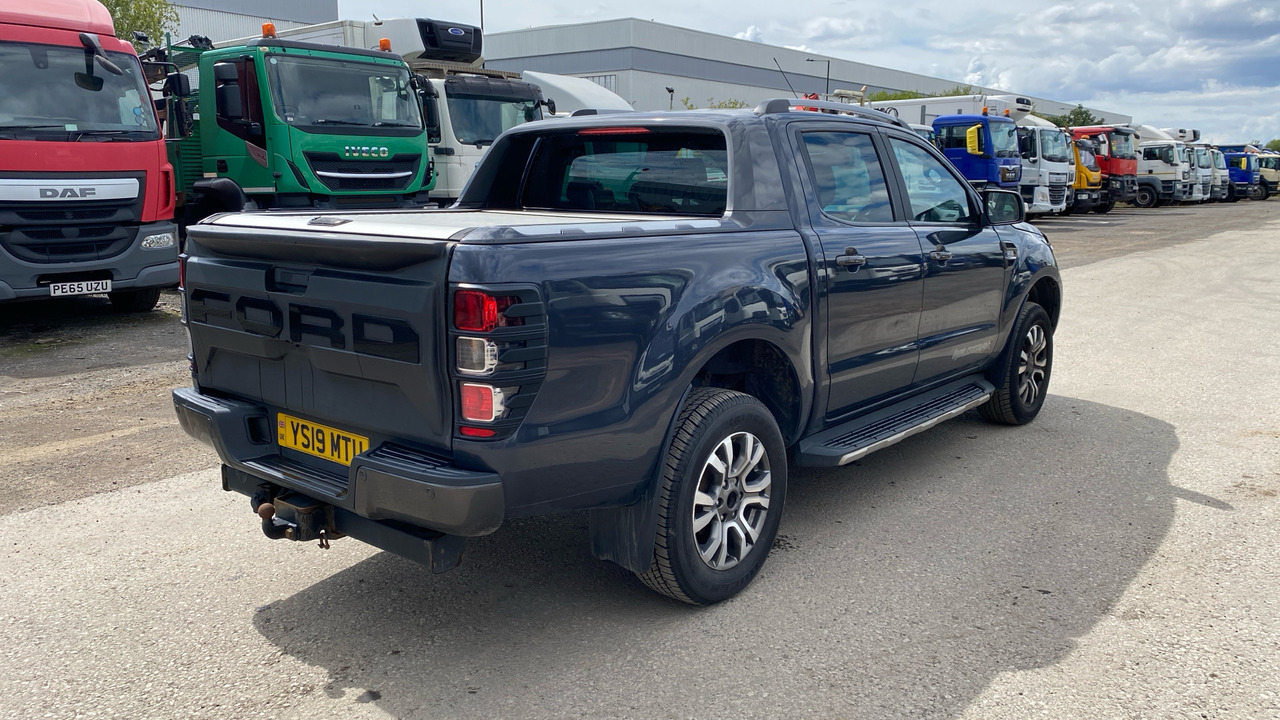 Ford Ranger WILDTRAK 200 3.2 TDCi - Pick-up, Dodávka s dvojitou kabinou: obrázek 4 Ford Ranger WILDTRAK 200 3.2 TDCi - Pick-up, Dodávka s dvojitou kabinou: obrázek 4