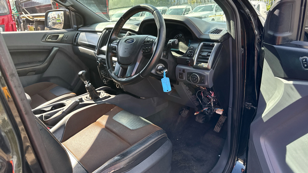 Ford Ranger WILDTRAK 3.2 TDCI 200PS - Pick-up, Dodávka s dvojitou kabinou: obrázek 5 Ford Ranger WILDTRAK 3.2 TDCI 200PS - Pick-up, Dodávka s dvojitou kabinou: obrázek 5