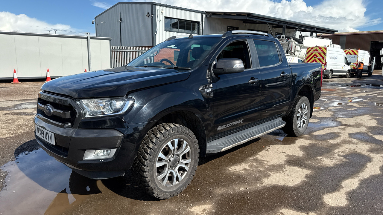 Ford Ranger WILDTRAK 3.2 TDCI 200PS - Pick-up, Dodávka s dvojitou kabinou: obrázek 2 Ford Ranger WILDTRAK 3.2 TDCI 200PS - Pick-up, Dodávka s dvojitou kabinou: obrázek 2