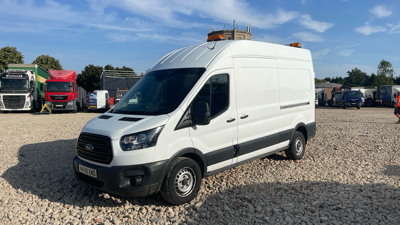 Ford Transit 350 2.0 TDCI 130PS - Furgon: obrázek 2 Ford Transit 350 2.0 TDCI 130PS - Furgon: obrázek 2