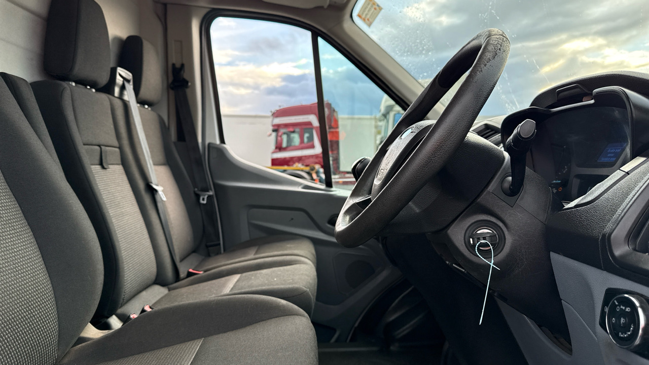 Ford Transit 350 2.2 TDCI 100PS - Furgon: obrázek 5 Ford Transit 350 2.2 TDCI 100PS - Furgon: obrázek 5