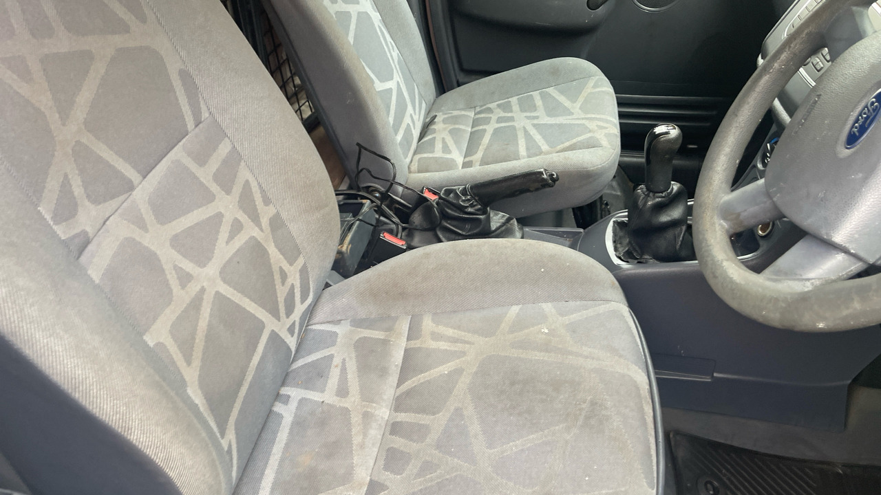 Ford Transit Connect T200 TDCi 75ps - Malá dodávka: obrázek 5 Ford Transit Connect T200 TDCi 75ps - Malá dodávka: obrázek 5