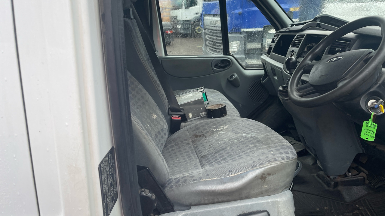 Ford Transit T350 2.2 TDCi 115ps - Dodávka s dvojitou kabinou: obrázek 5 Ford Transit T350 2.2 TDCi 115ps - Dodávka s dvojitou kabinou: obrázek 5
