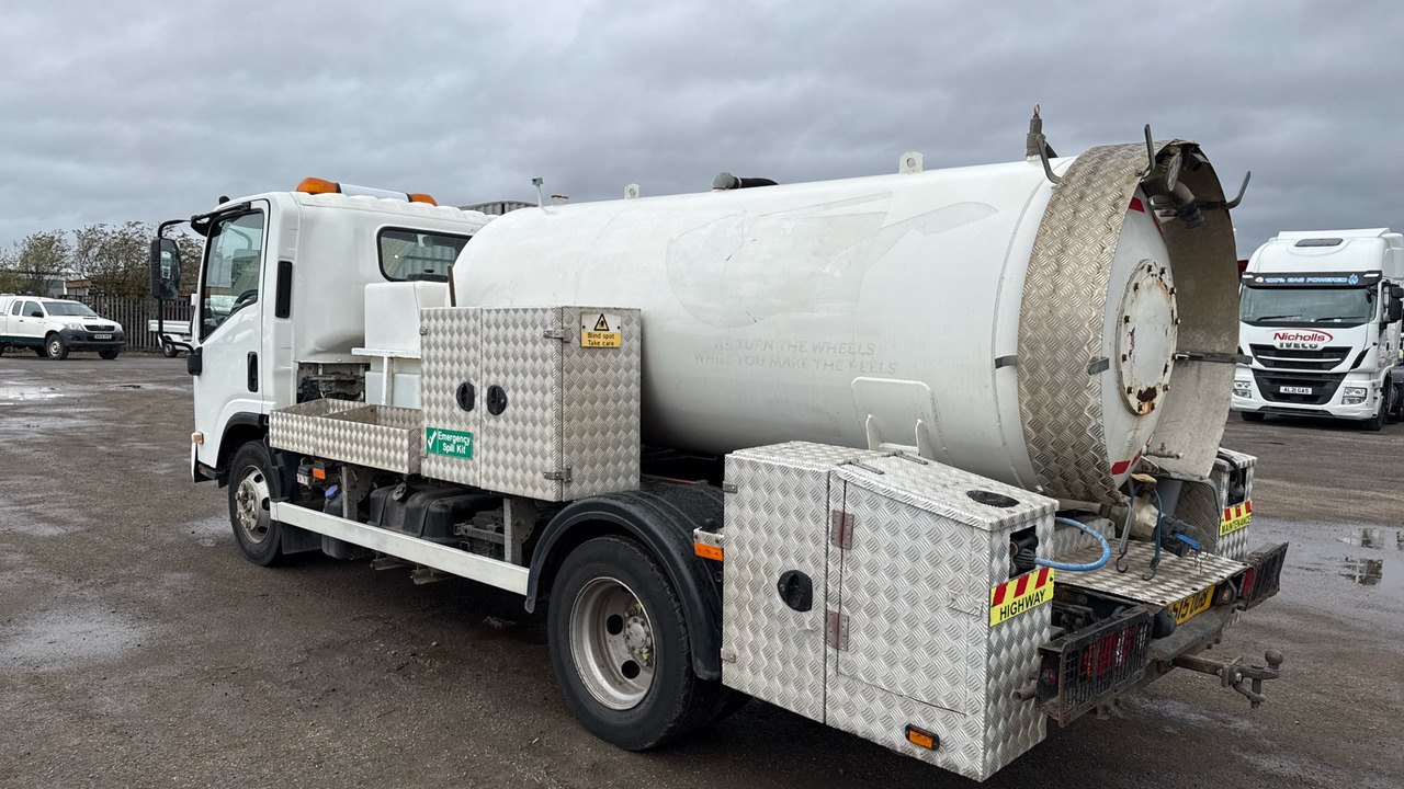 ISUZU N75 190 - Cisternové vozidlo: obrázek 3 ISUZU N75 190 - Cisternové vozidlo: obrázek 3