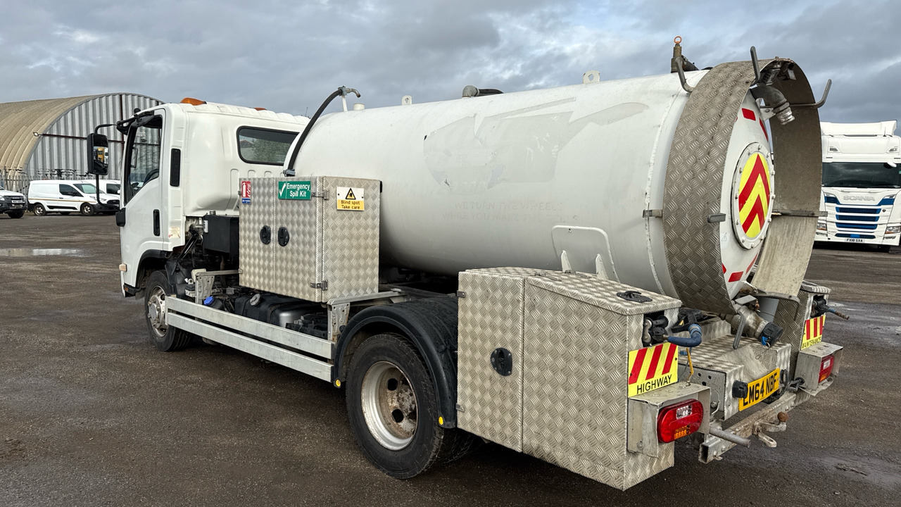 ISUZU N75 190 - Cisternové vozidlo: obrázek 3 ISUZU N75 190 - Cisternové vozidlo: obrázek 3