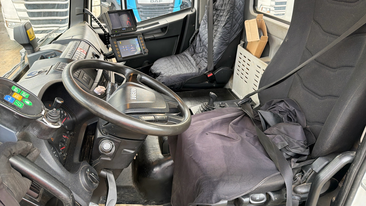 IVECO EUROCARGO 150-250 - Zametací vůz: obrázek 5 IVECO EUROCARGO 150-250 - Zametací vůz: obrázek 5