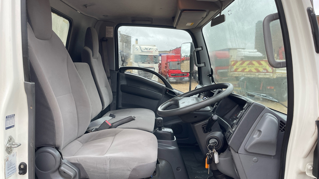 Isuzu N75 190 - Plachtový nákladní auto: obrázek 5 Isuzu N75 190 - Plachtový nákladní auto: obrázek 5