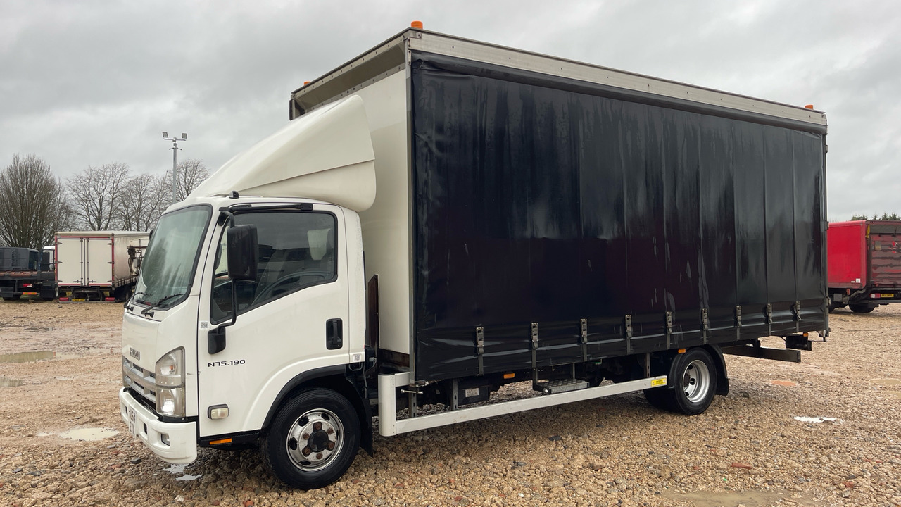 Isuzu N75 190 - Plachtový nákladní auto: obrázek 2 Isuzu N75 190 - Plachtový nákladní auto: obrázek 2