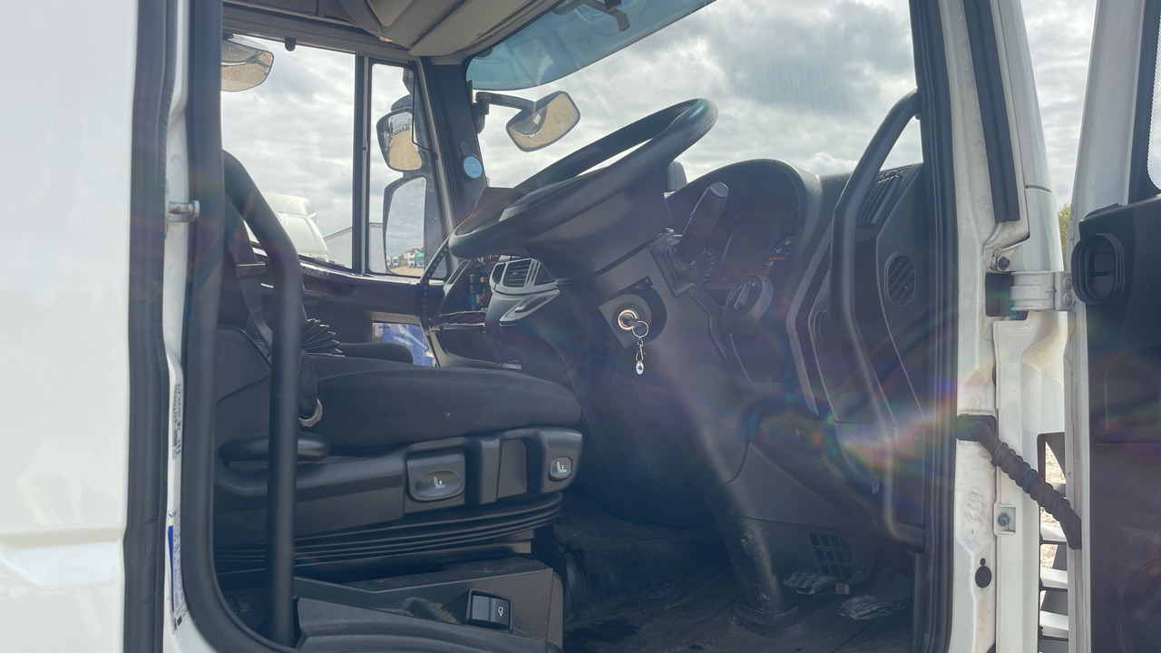 Iveco Eurocargo 180-250 - Chladírenský nákladní automobil: obrázek 5 Iveco Eurocargo 180-250 - Chladírenský nákladní automobil: obrázek 5