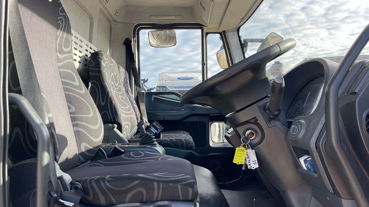 Iveco Eurocargo 180E25 - Skříňový nákladní auto: obrázek 5 Iveco Eurocargo 180E25 - Skříňový nákladní auto: obrázek 5