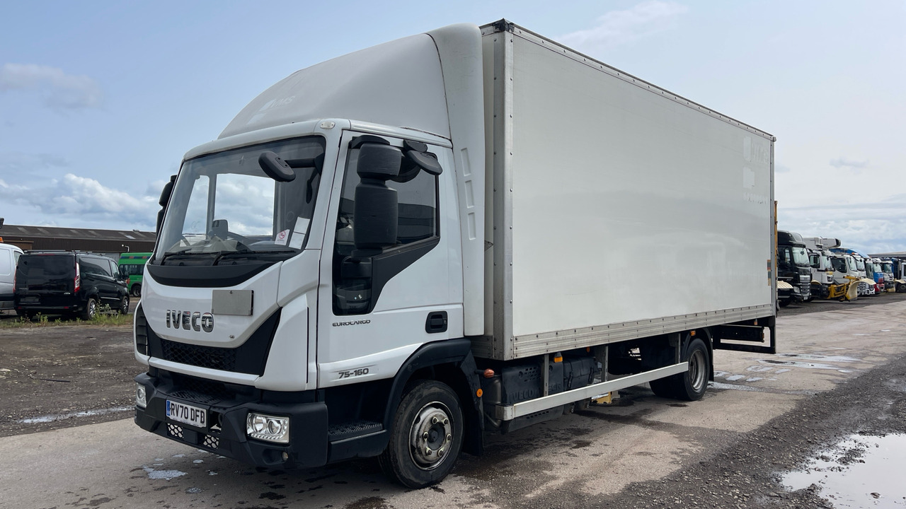 Iveco Eurocargo 75E16 - Skříňový nákladní auto: obrázek 2 Iveco Eurocargo 75E16 - Skříňový nákladní auto: obrázek 2