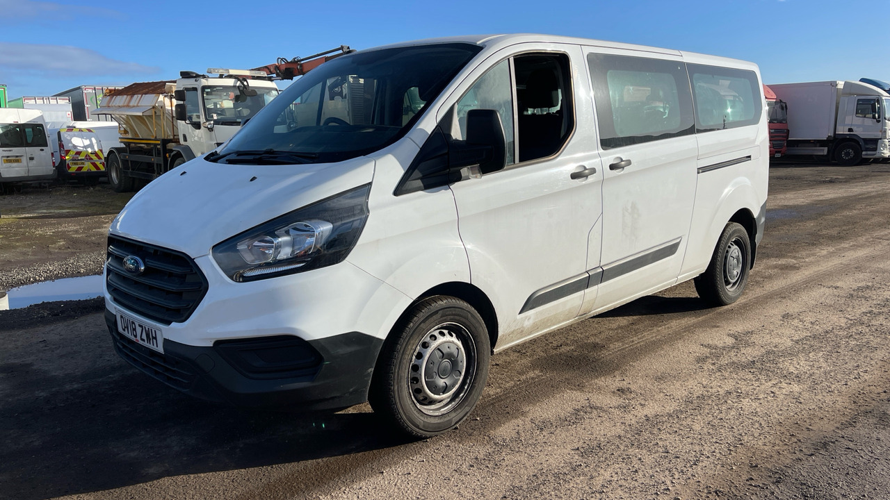 FORD TRANSIT CUSTOM 2.0 TDCi 130ps Low Roof Kombi Van - Jiná technika: obrázek 2 FORD TRANSIT CUSTOM 2.0 TDCi 130ps Low Roof Kombi Van - Jiná technika: obrázek 2