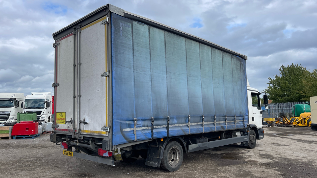 MAN TGL 7.150 - Plachtový nákladní auto: obrázek 4 MAN TGL 7.150 - Plachtový nákladní auto: obrázek 4