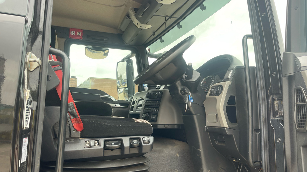 MAN TGS 26.330 - Nákladní automobil valníkový/ Plošinový: obrázek 5 MAN TGS 26.330 - Nákladní automobil valníkový/ Plošinový: obrázek 5