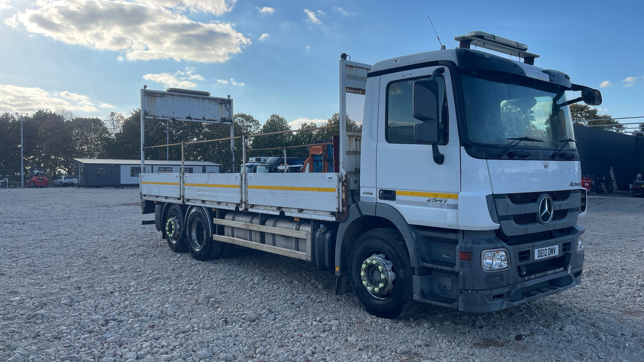 MERCEDES-BENZ ACTROS 2541 - Nákladní automobil valníkový/ Plošinový: obrázek 1 MERCEDES-BENZ ACTROS 2541 - Nákladní automobil valníkový/ Plošinový: obrázek 1