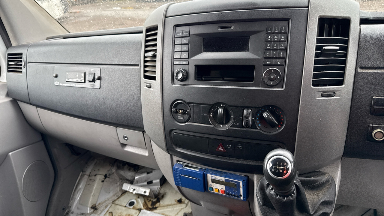 Podvozek s kabinou MERCEDES-BENZ SPRINTER 313 CDI: obrázek 7