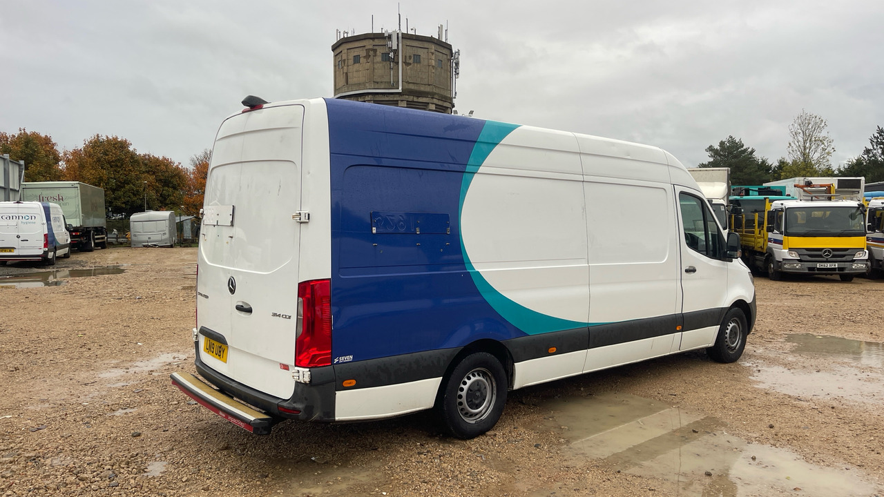 MERCEDES-BENZ SPRINTER 314 CDI - Furgon: obrázek 4 MERCEDES-BENZ SPRINTER 314 CDI - Furgon: obrázek 4