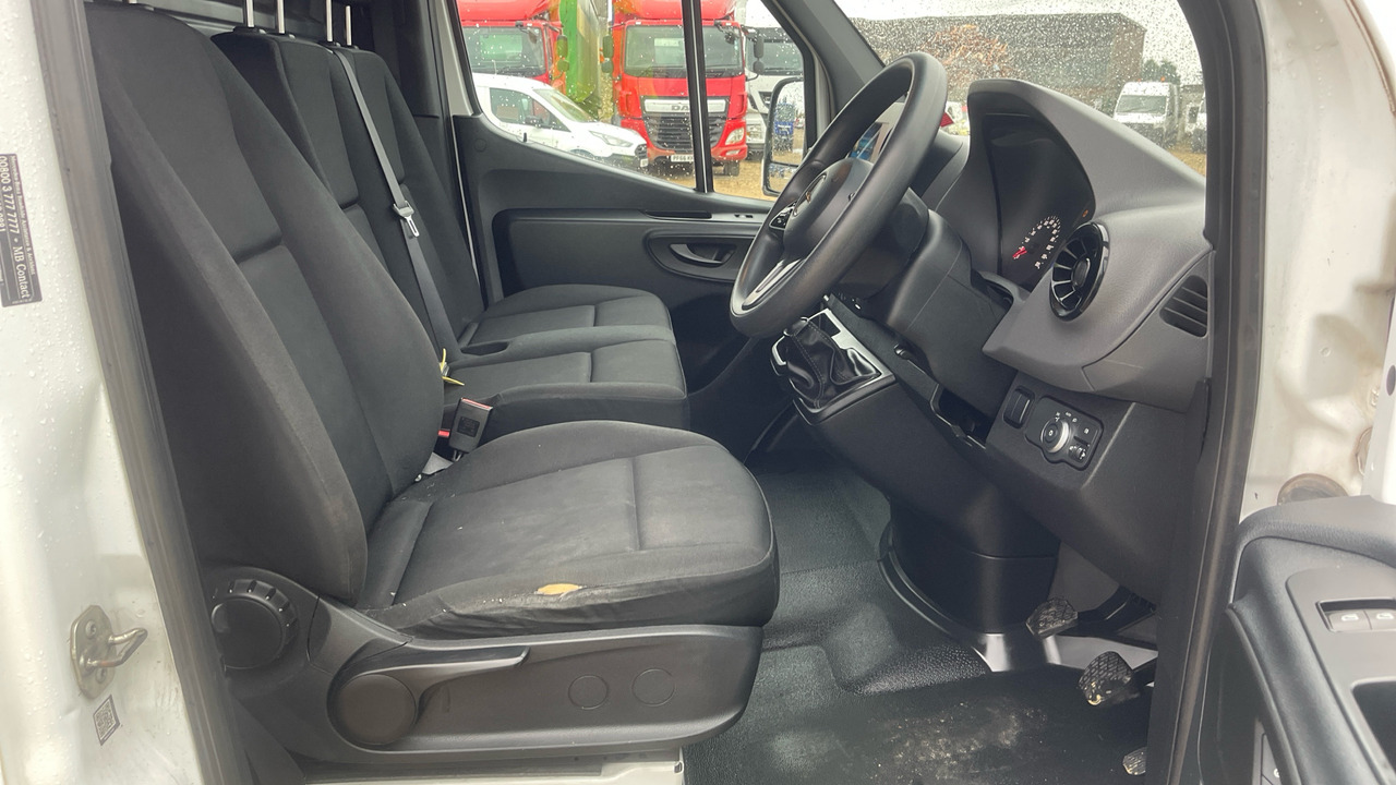 MERCEDES-BENZ SPRINTER 314 CDI - Furgon: obrázek 5 MERCEDES-BENZ SPRINTER 314 CDI - Furgon: obrázek 5