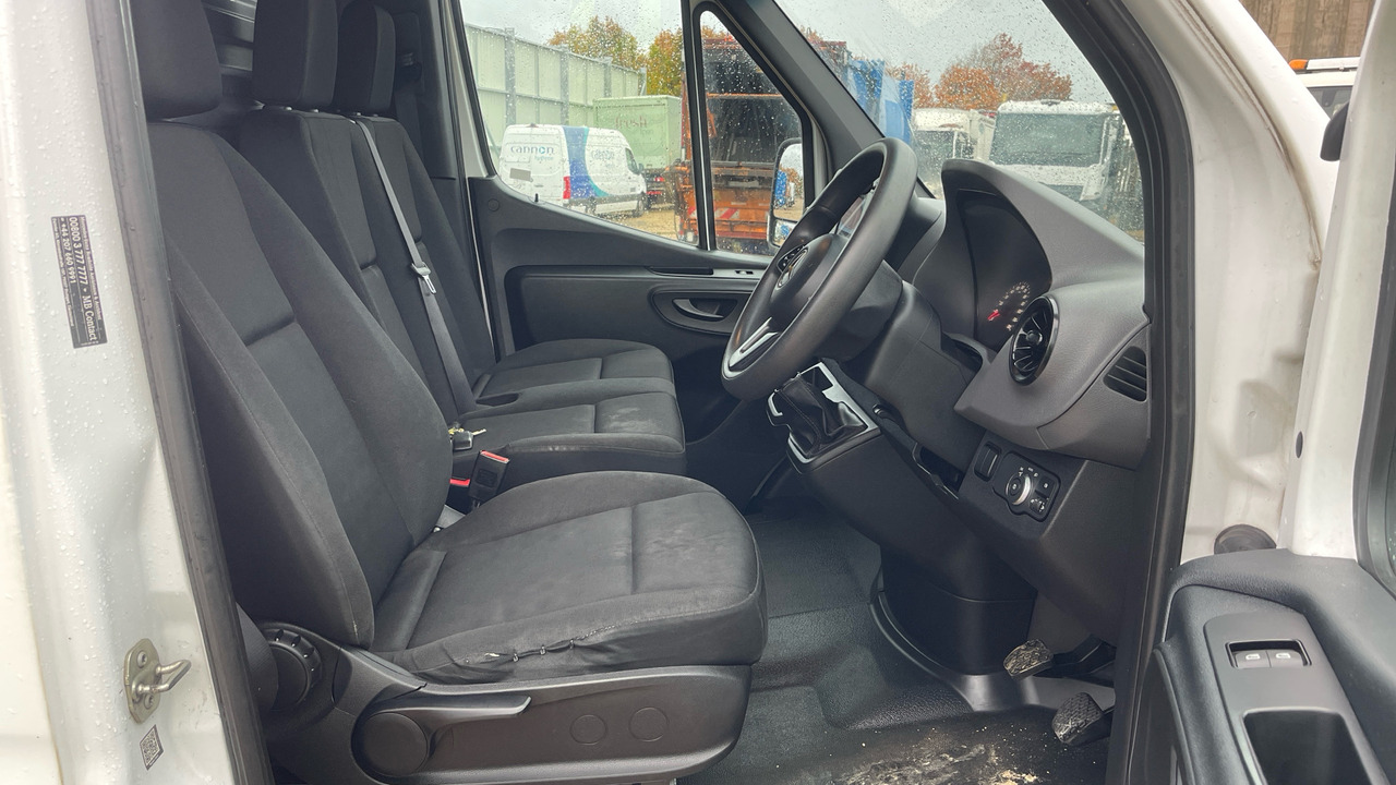 MERCEDES-BENZ SPRINTER 314 CDI - Furgon: obrázek 5 MERCEDES-BENZ SPRINTER 314 CDI - Furgon: obrázek 5